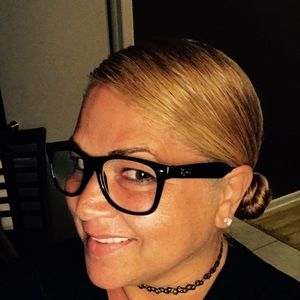 Meet your Posher, Denise